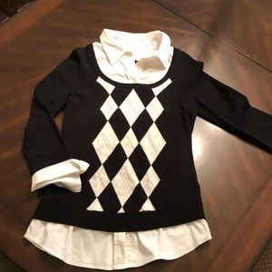 Black House white market collared top. Size m